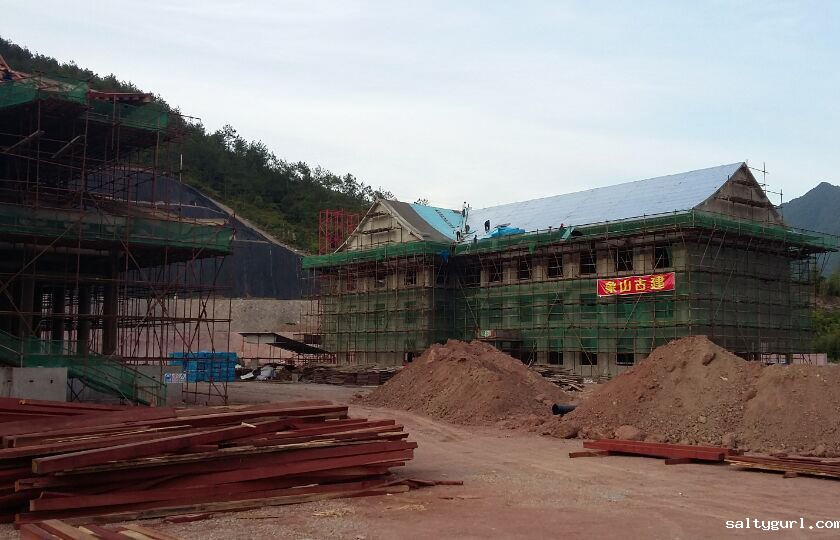 天台山寺院古建筑施工现场  第3张