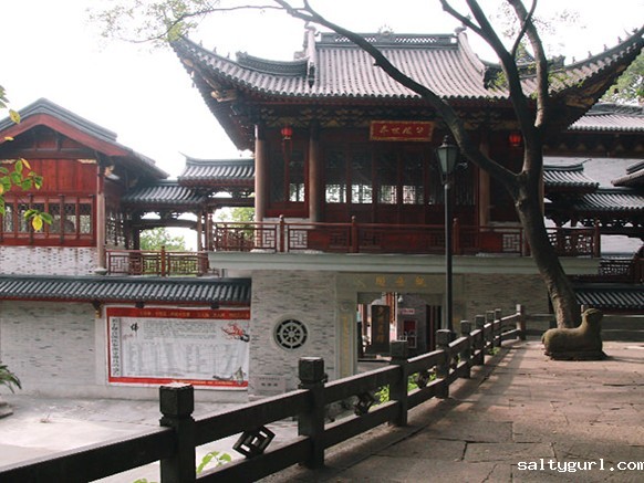 寺庙木结构施工，精湛技艺，传承古建之美